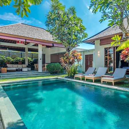 Villa Essence เซมินยัค ภายนอก รูปภาพ